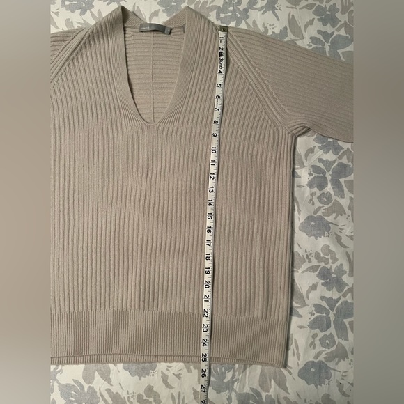 Vince Cashmere/Wool sweater - Picture 5 of 8